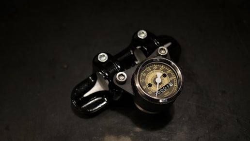 【FORK製ナローライザー用】48mmスピードメーターブラケット 【Made by FORK For narrow riser】 48mm speedometer bracket