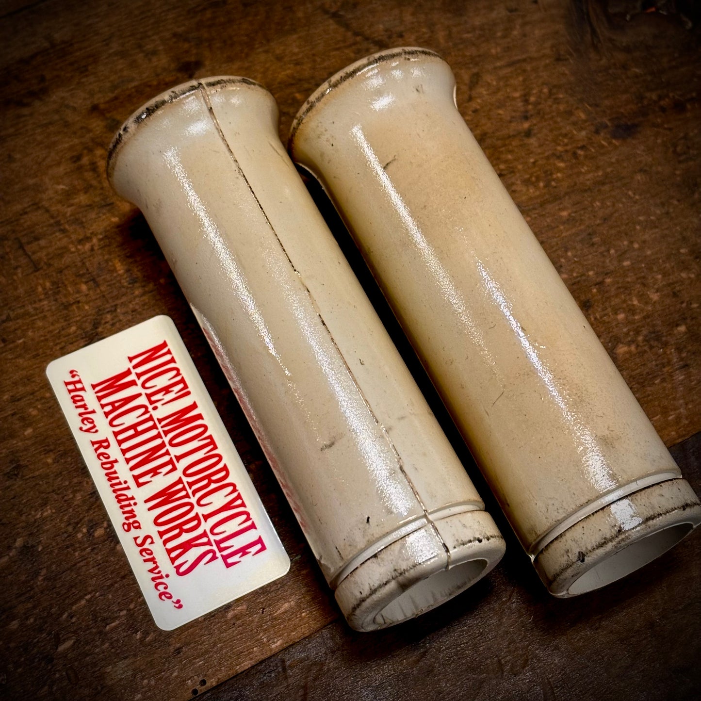 Nice!Motorcycle JACK HAMMER GRIP ヤレタイプ（ナイスモーターサイクルジャックハマーグリップ）WHITE インチバー用