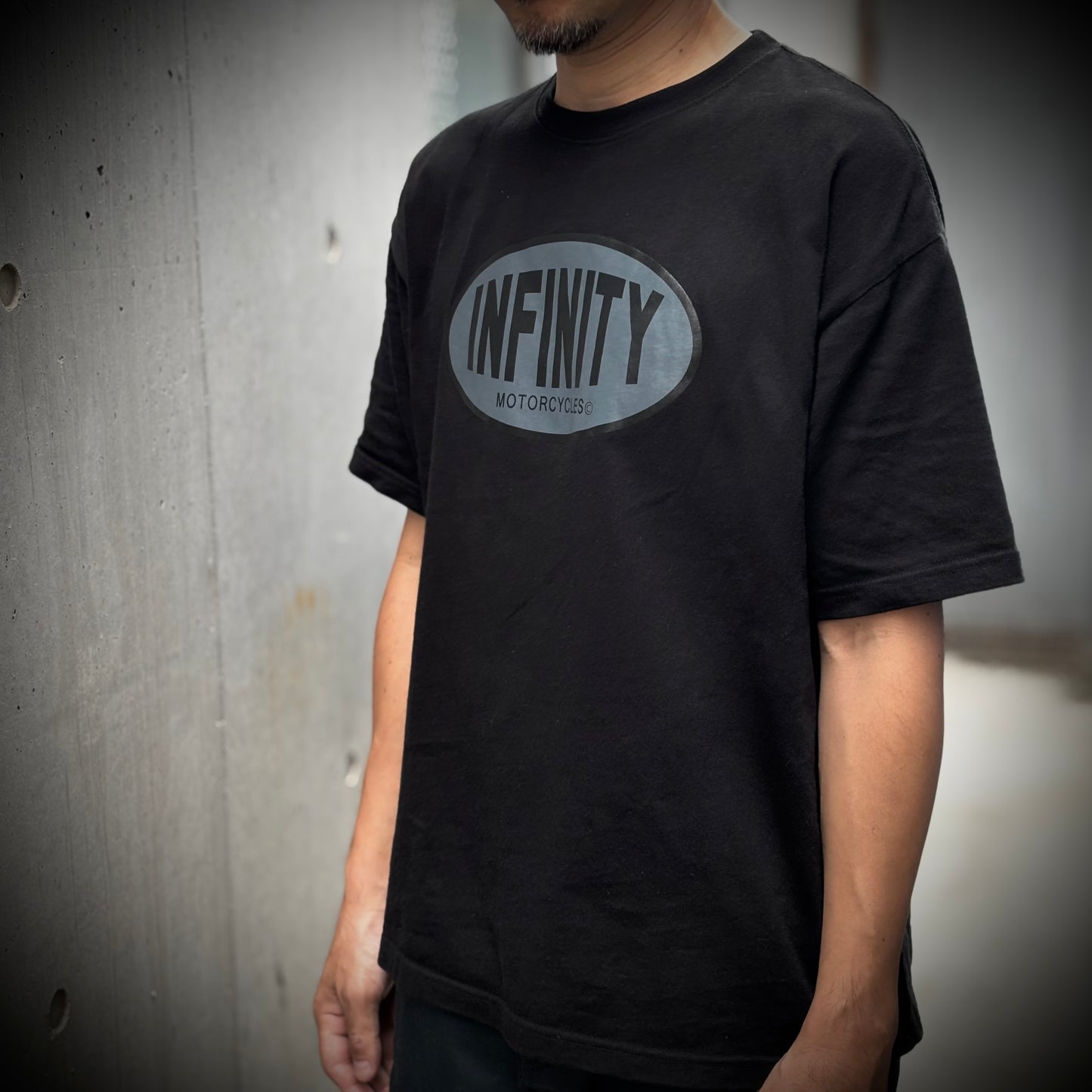Garage Comfort Wide Tee (oval)
